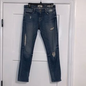 FRAME DENIM BOYFRIEND CUT JEANS SIZE 25